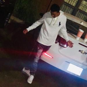 Meet your Posher, Carlos